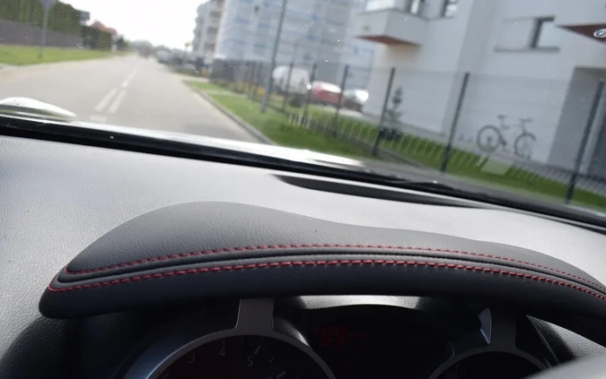 Nissan Juke cena 49900 przebieg: 183251, rok produkcji 2015 z Mieroszów małe 562